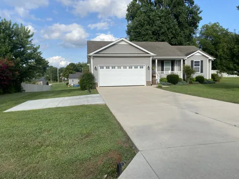 208 Arrowhead Dr