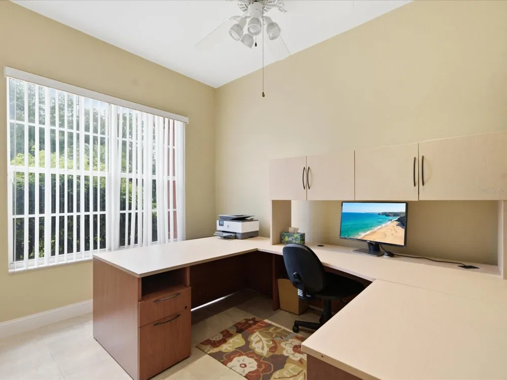 18621 AVENUE CAPRI Lutz, FL 33558