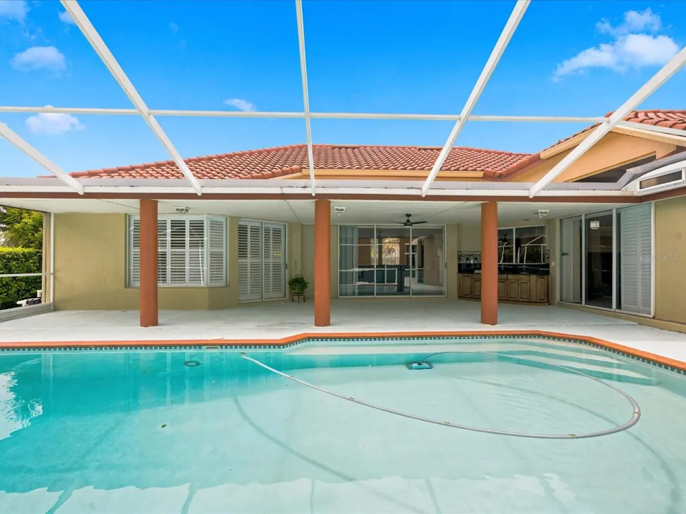 18621 AVENUE CAPRI Lutz, FL 33558
