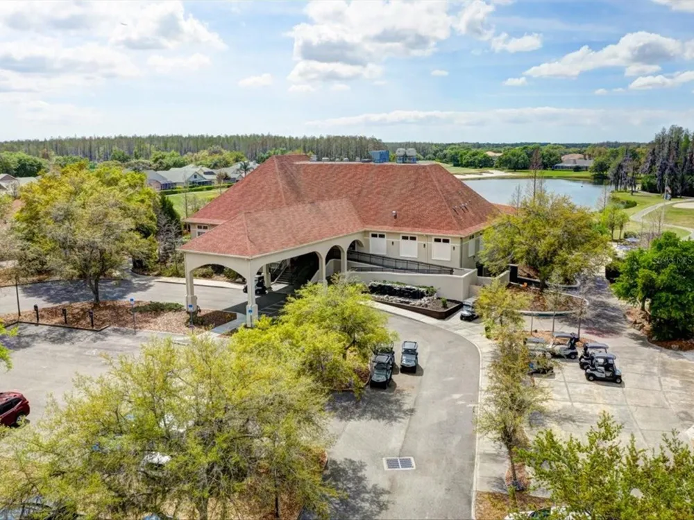 18621 AVENUE CAPRI Lutz, FL 33558
