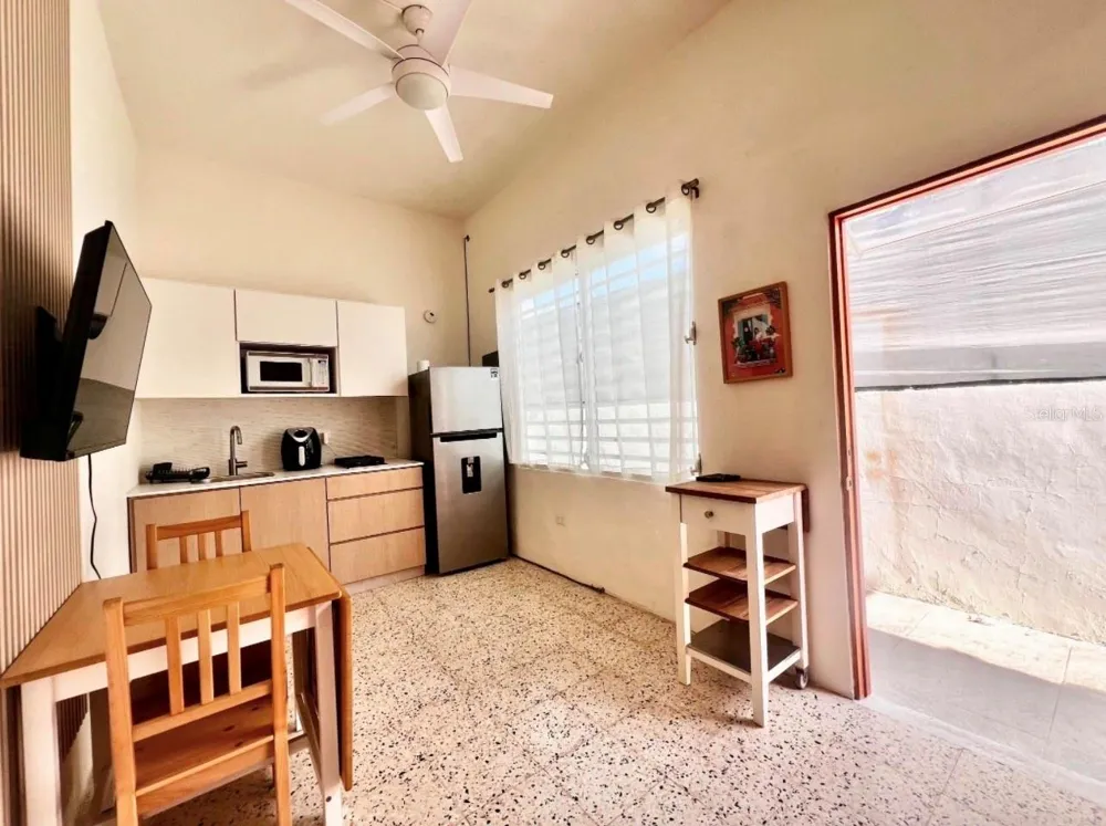 119 STA CECILIA San Juan, PR 00911