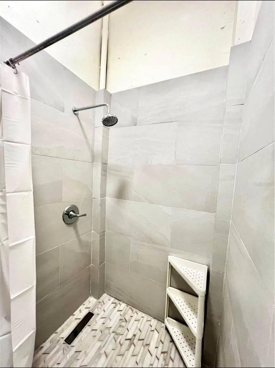 119 STA CECILIA San Juan, PR 00911