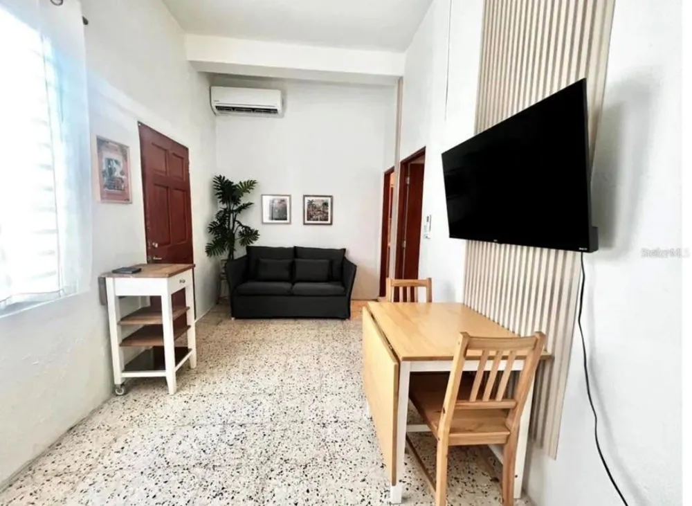 119 STA CECILIA San Juan, PR 00911
