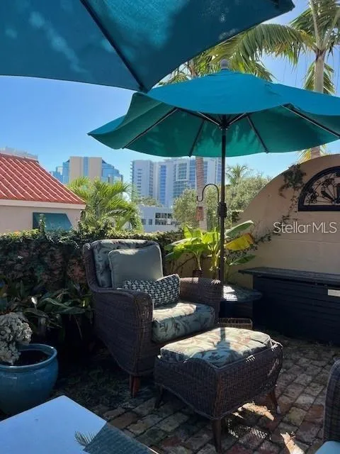 200 COCOANUT AVENUE #7 Sarasota, FL 34236