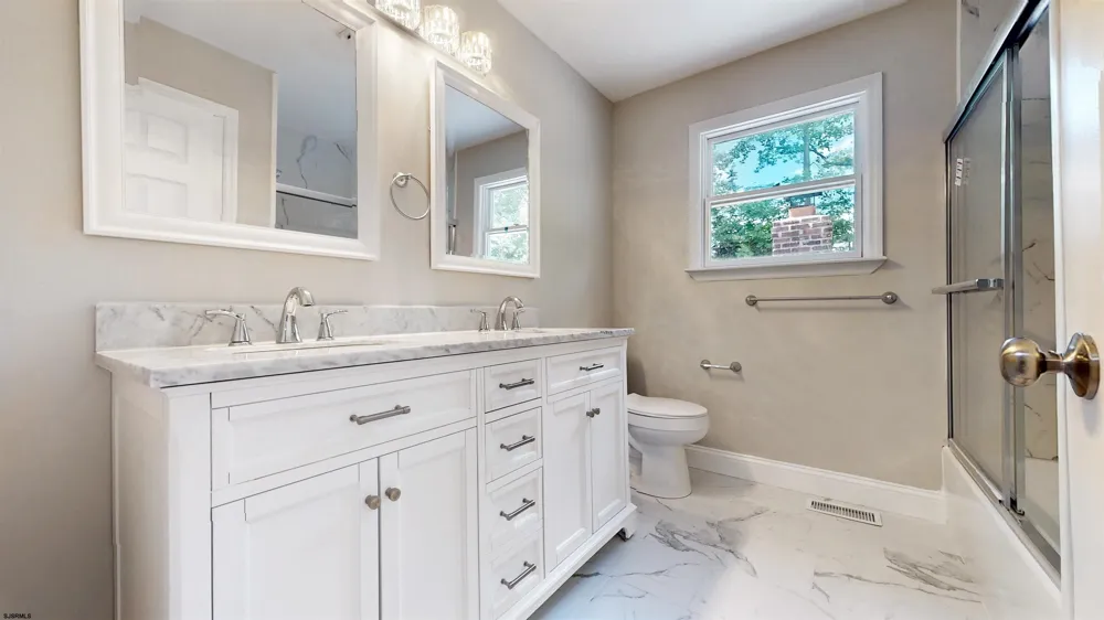 8 Ramble Pl Blackwood, NJ 08012