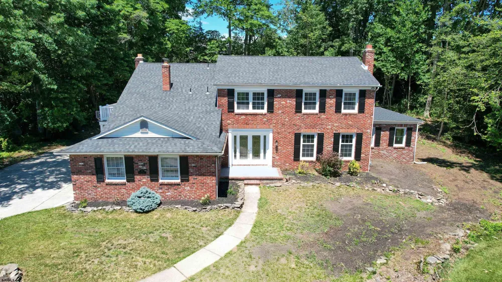 8 Ramble Pl Blackwood, NJ 08012