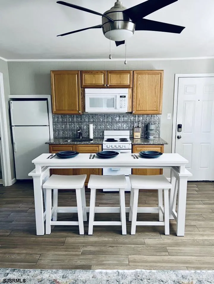 512 B W Brigantine Ave Brigantine, NJ 08203