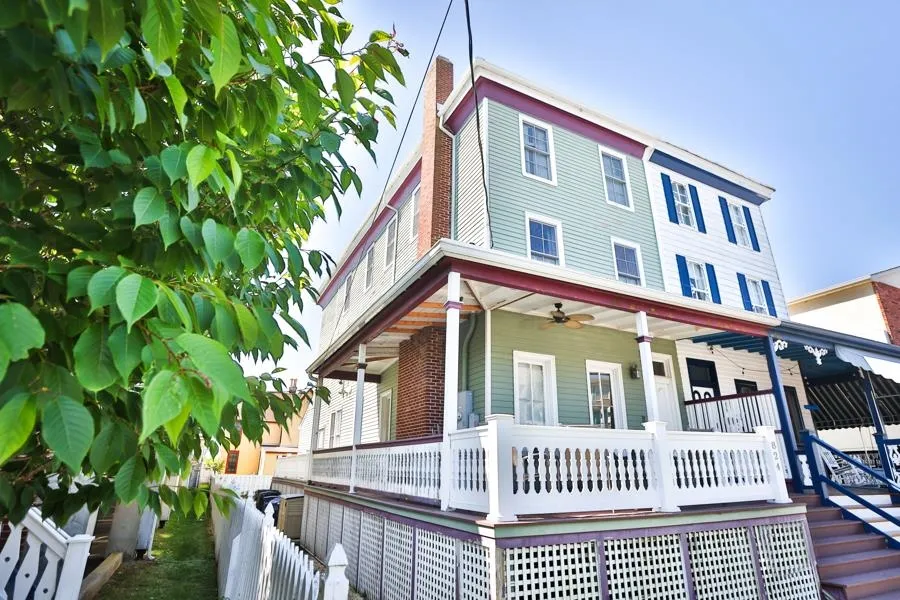 824 Stockton Avenue Cape May, NJ 08204