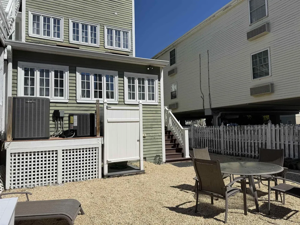 824 Stockton Avenue Cape May, NJ 08204