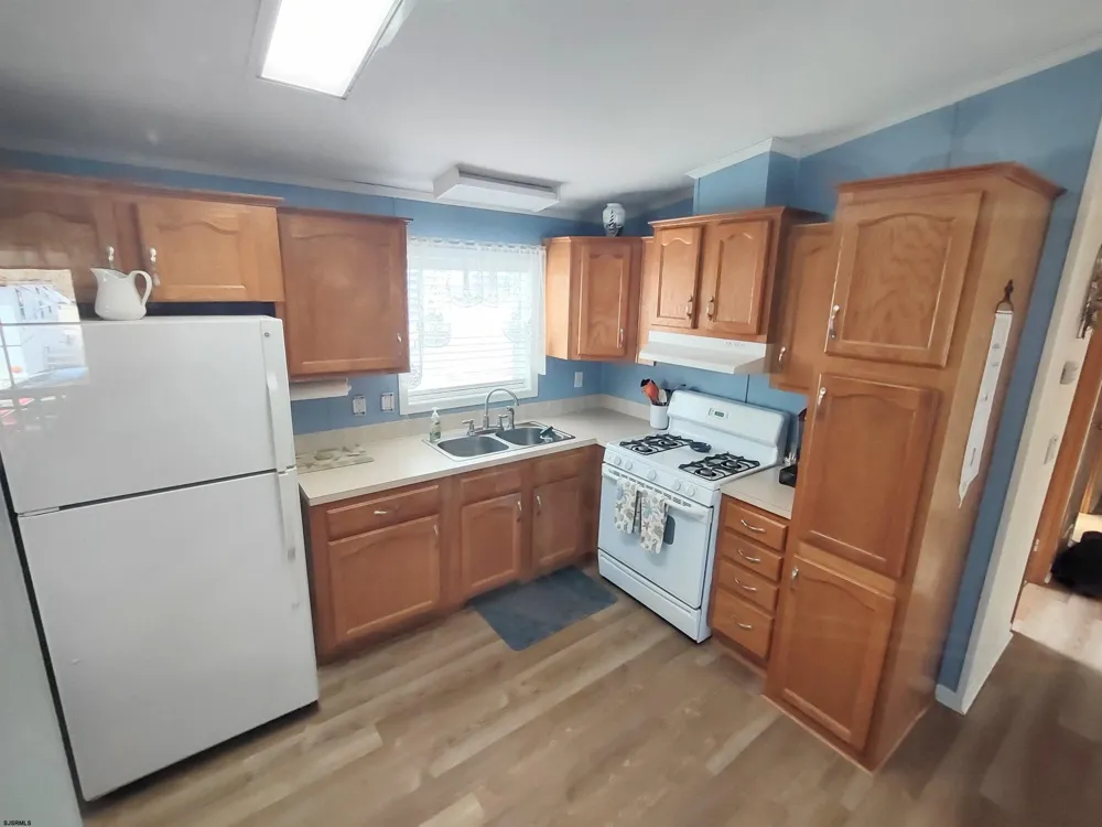 430 S Shore Road Marmora, NJ 08223