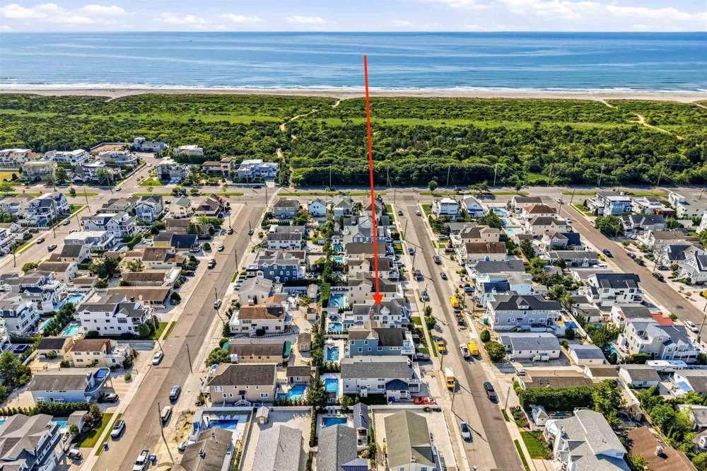 261 45th Street Avalon, NJ 08202