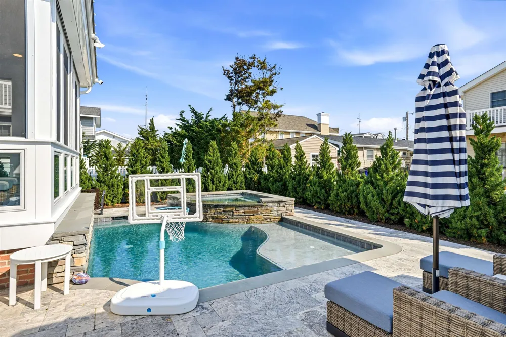 261 45th Street Avalon, NJ 08202