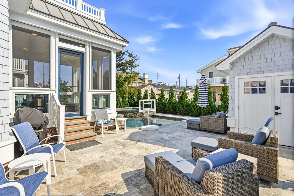 261 45th Street Avalon, NJ 08202