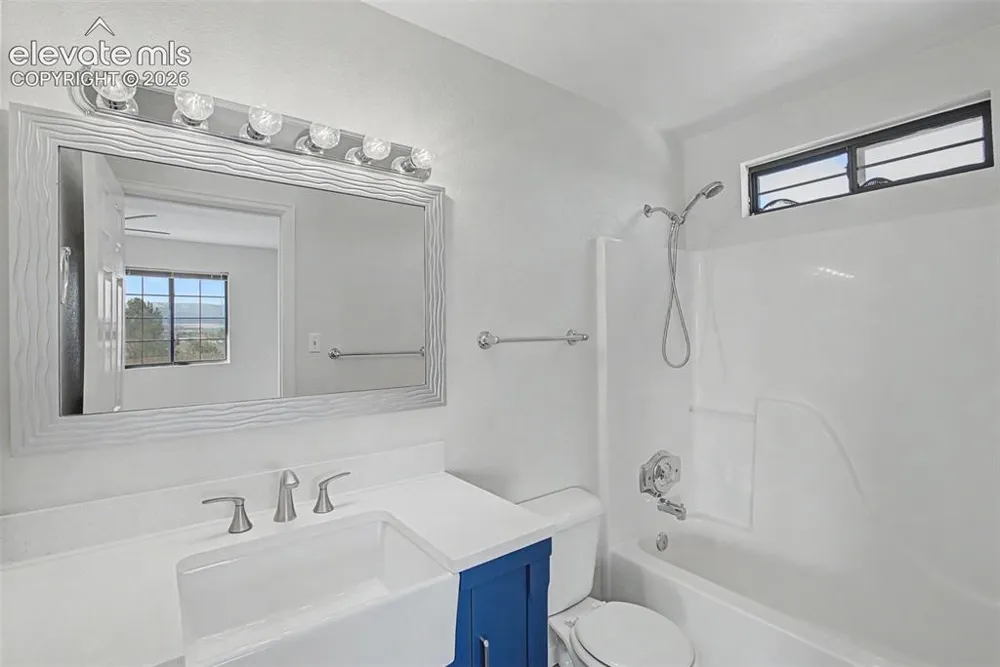 242 W Del Ray Drive Pueblo West, CO 81007
