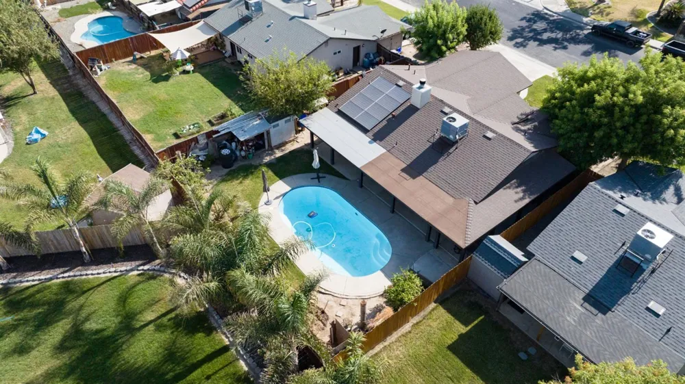 1603 Rosewood Lane Hanford, CA 93230