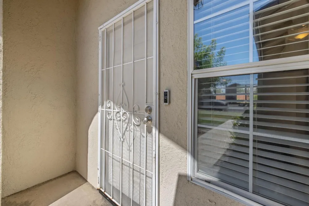 1603 Rosewood Lane Hanford, CA 93230