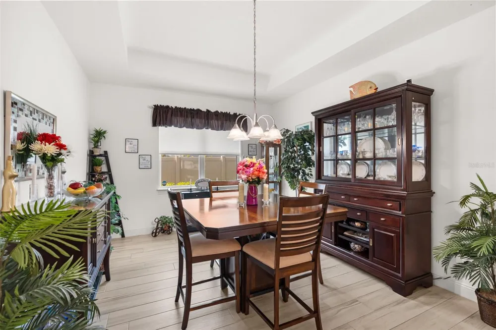 700 S FLORIDA AVENUE Howey In The Hills, FL 34737