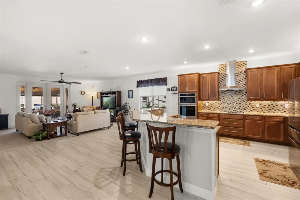 700 S FLORIDA AVENUE Howey In The Hills, FL 34737