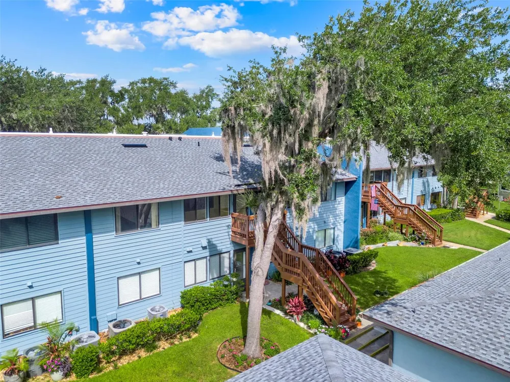 608 S MAIN AVENUE #35 Minneola, FL 34715