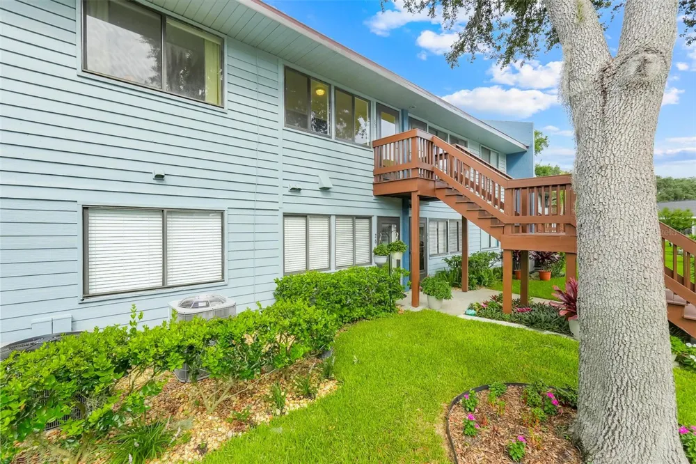 608 S MAIN AVENUE #35 Minneola, FL 34715