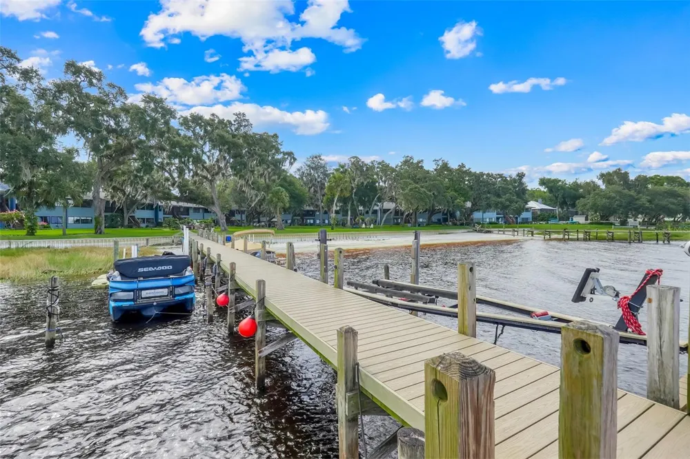 608 S MAIN AVENUE #35 Minneola, FL 34715