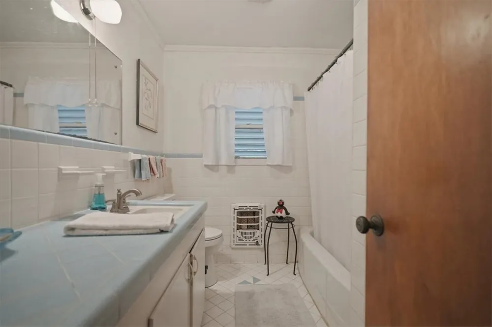 1447 Main Street Ingleside, TX 78362