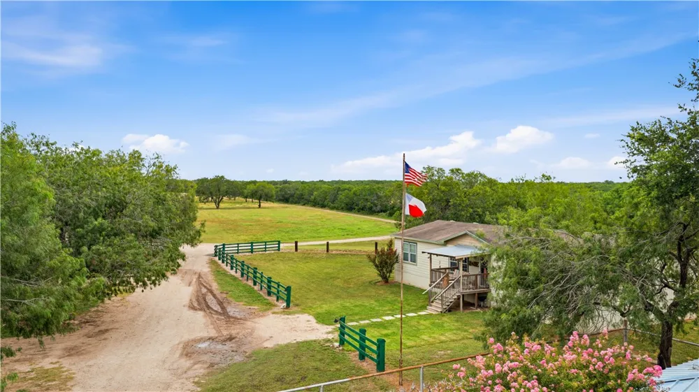 560 Fm 624 George West, TX 78022