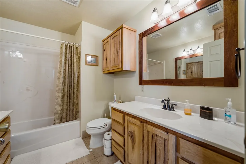 560 Fm 624 George West, TX 78022