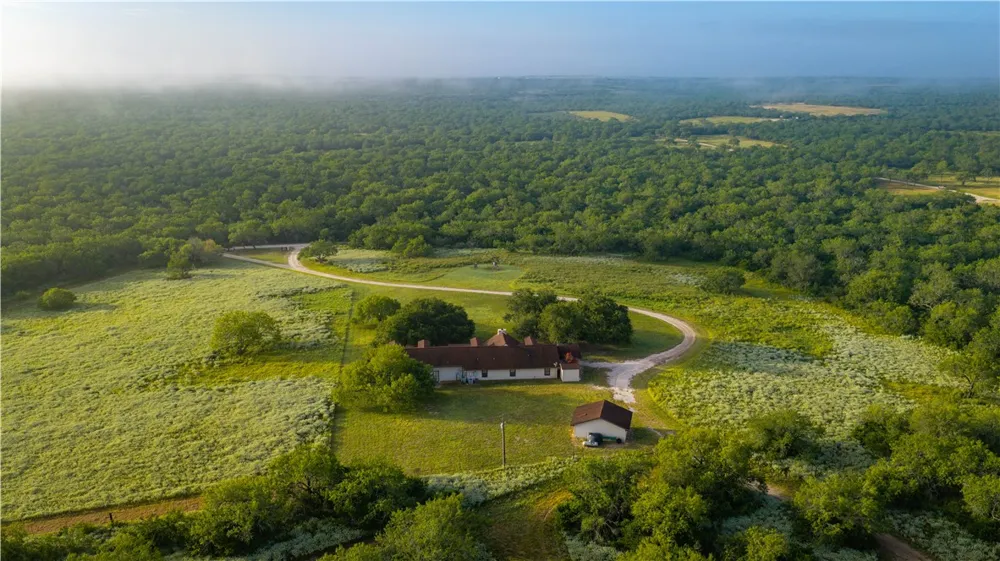 560 Fm 624 George West, TX 78022