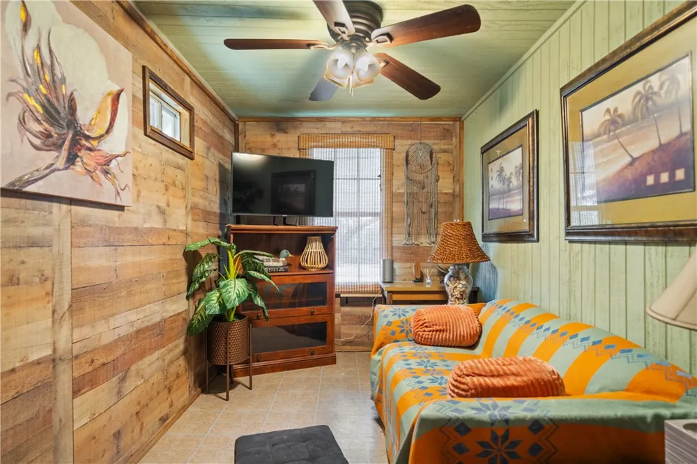 432 FM 3024 Mathis, TX 78368