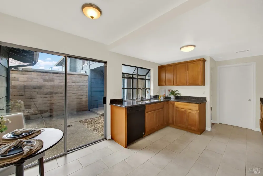 2819 Sundown Circle Fairfield, CA 94533
