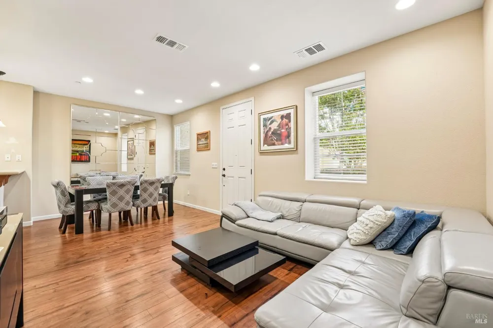 103 Arcangel Way San Pablo, CA 94806