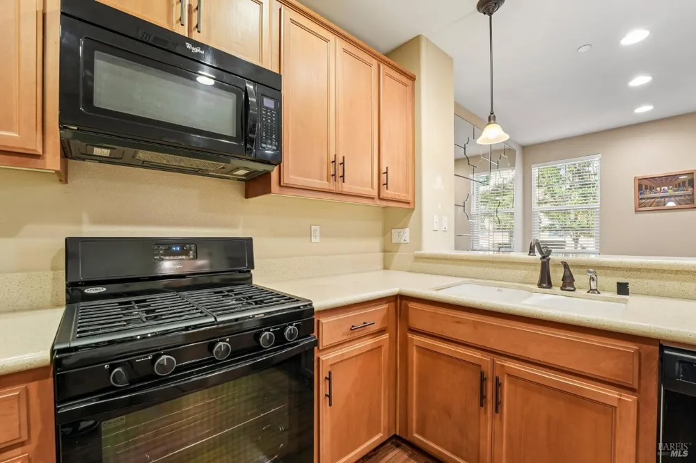 103 Arcangel Way San Pablo, CA 94806