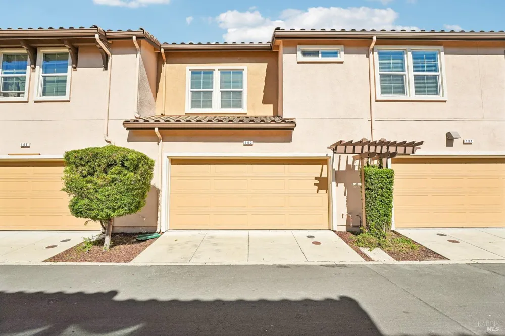 103 Arcangel Way San Pablo, CA 94806