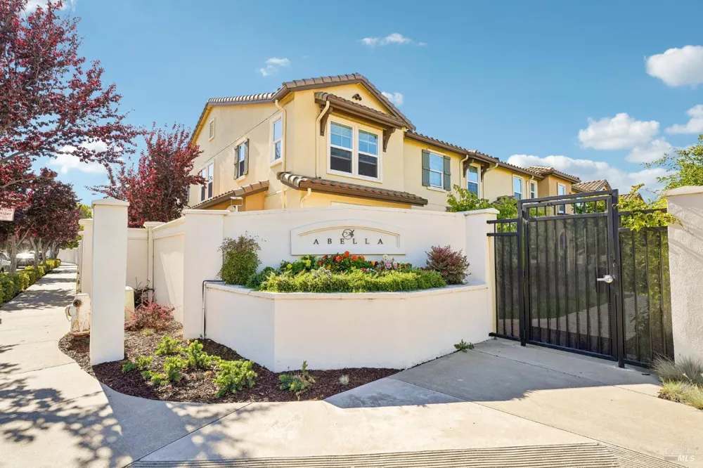 103 Arcangel Way San Pablo, CA 94806