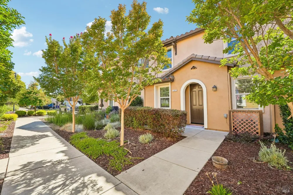 103 Arcangel Way San Pablo, CA 94806