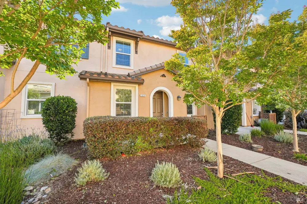 103 Arcangel Way San Pablo, CA 94806
