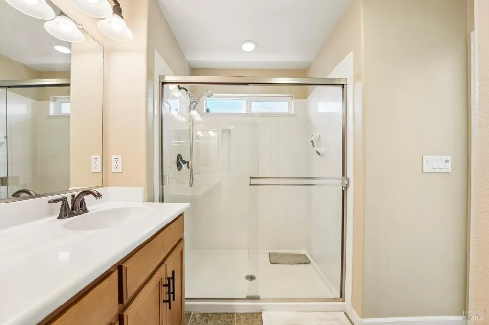 103 Arcangel Way San Pablo, CA 94806