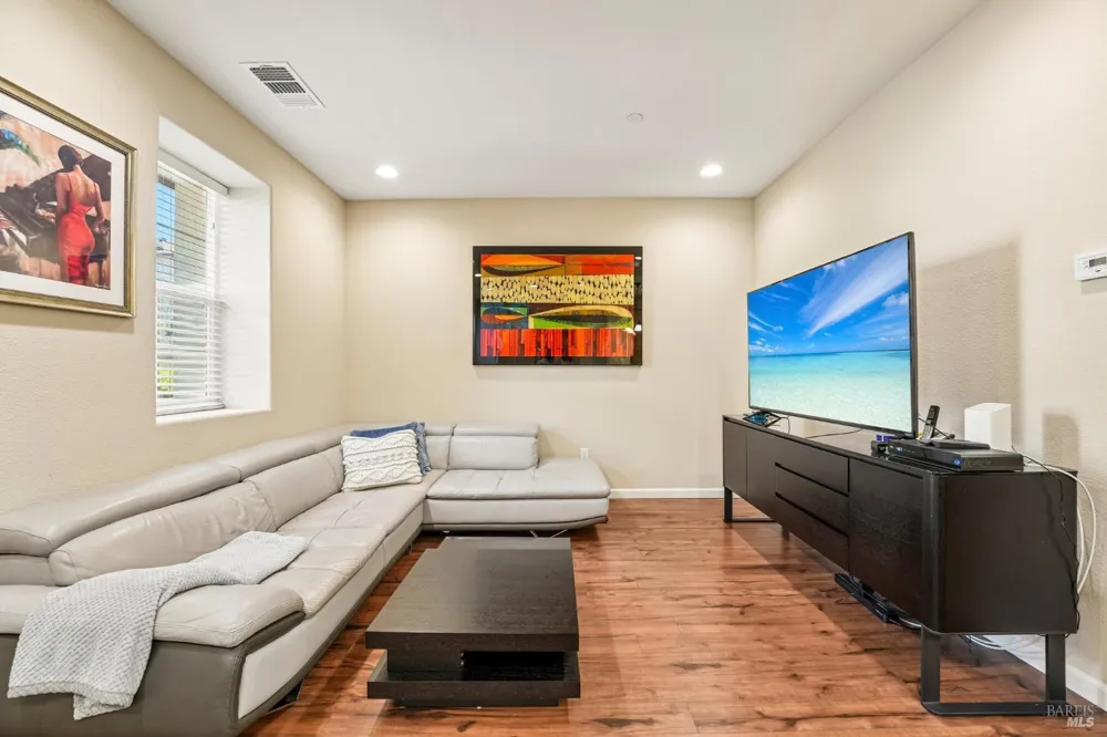 103 Arcangel Way San Pablo, CA 94806