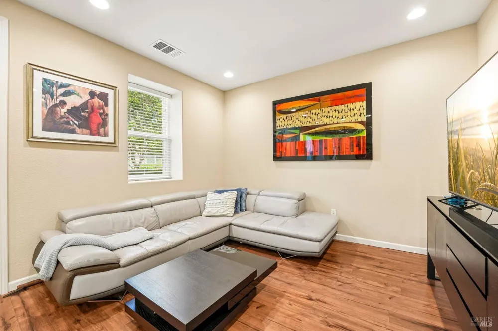 103 Arcangel Way San Pablo, CA 94806