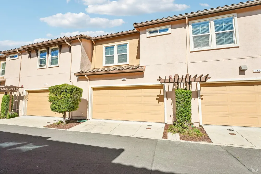 103 Arcangel Way San Pablo, CA 94806