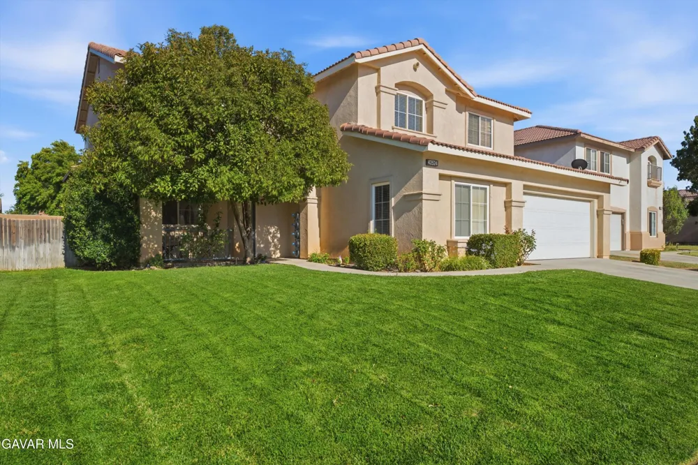 42524 Cinnabar Court Quartz Hill, CA 93536