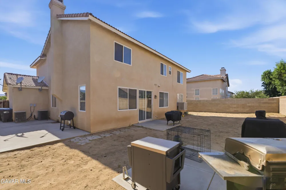 42524 Cinnabar Court Quartz Hill, CA 93536