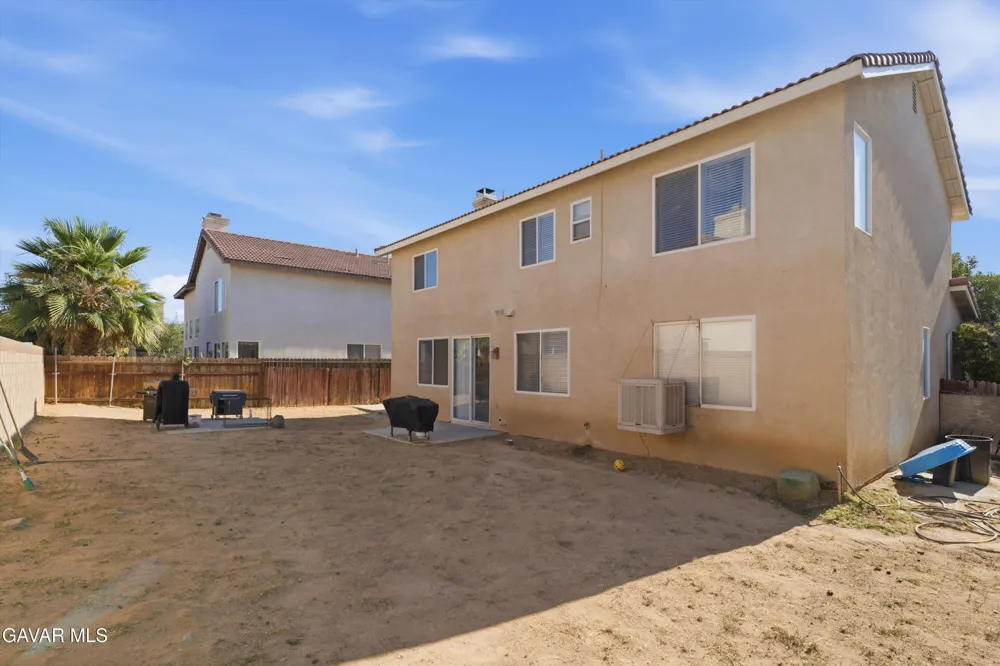 42524 Cinnabar Court Quartz Hill, CA 93536