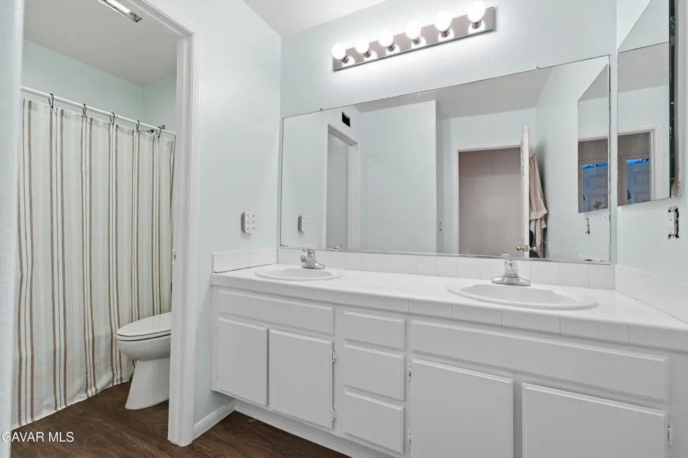42524 Cinnabar Court Quartz Hill, CA 93536