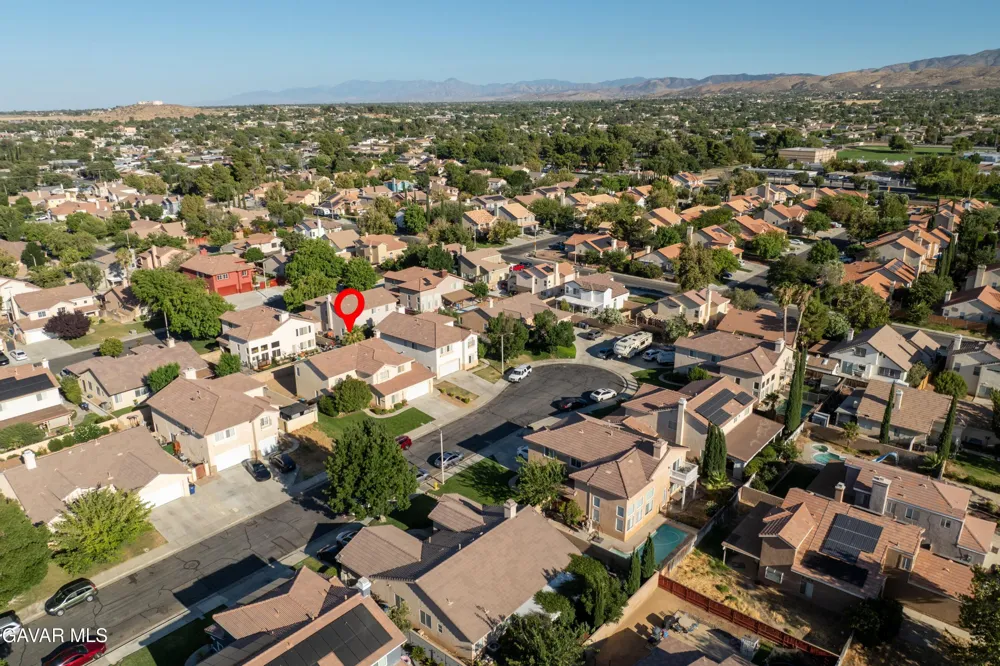 42524 Cinnabar Court Quartz Hill, CA 93536