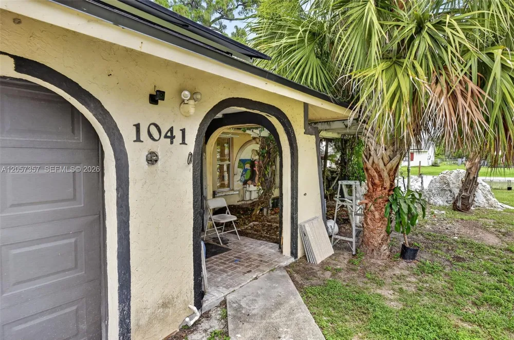 1041 Sanger Street Port Charlotte, FL 33952