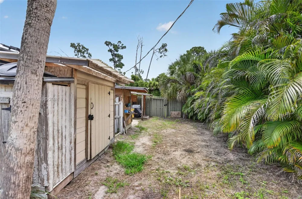 1041 Sanger Street Port Charlotte, FL 33952