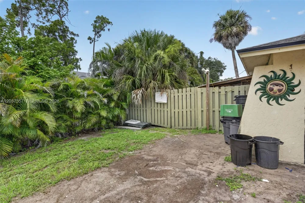 1041 Sanger Street Port Charlotte, FL 33952