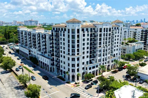 301 Altara Ave #418